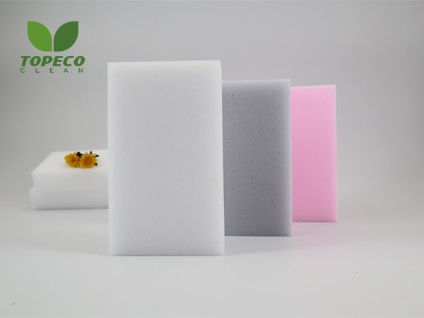 White on sale cleaning sponge